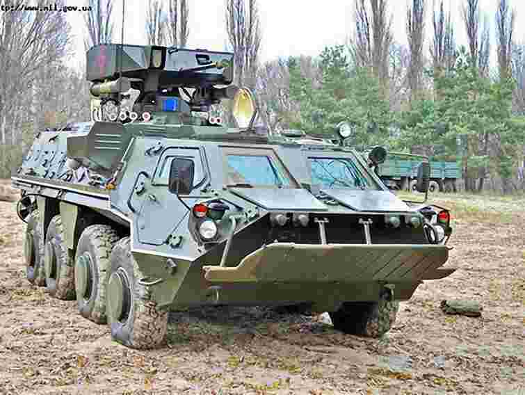 Українська армія отримала на озброєння новий вітчизняний БТР