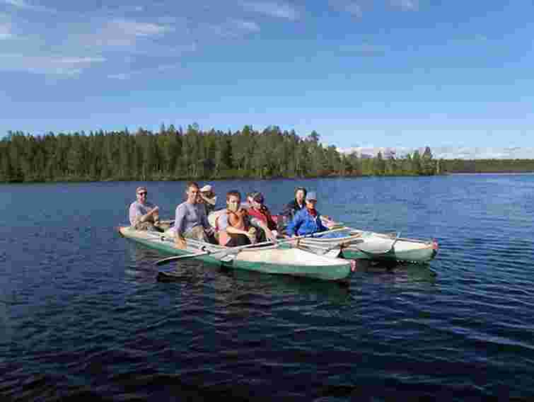 У водах Криму перекинувся катамаран: загинув росіянин