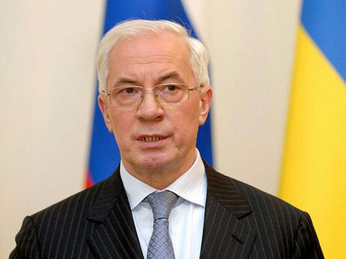 Азаров запевнив, що Янукович готовий до компромісу у мовному питанні