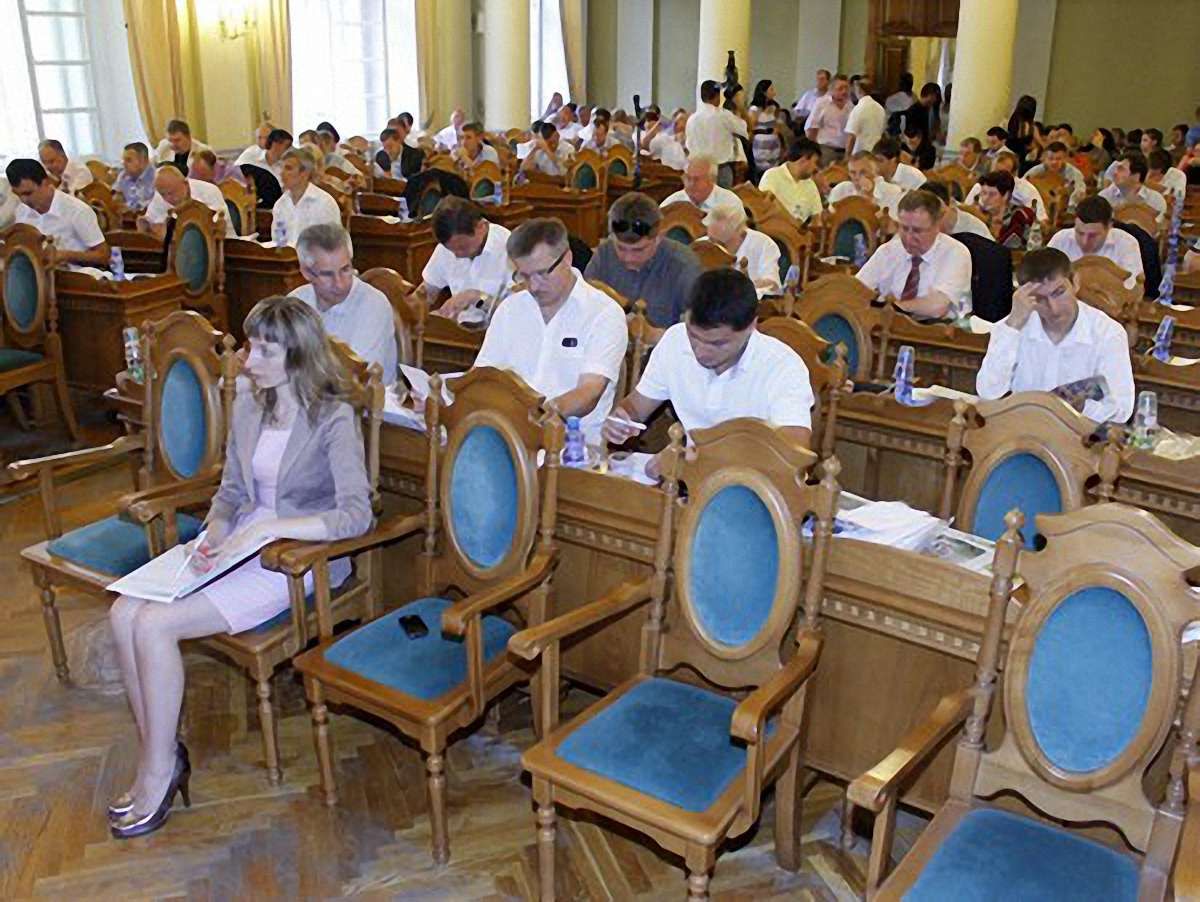 Депутати Львова скасували підвищення цін на проїзд в електротранспорті