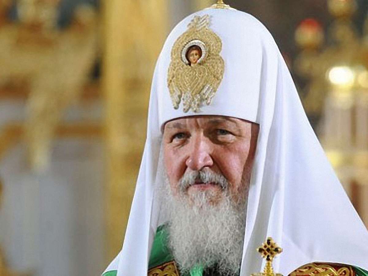 FEMENістці дали 15 діб за оголені перед патріархом Кирилом груди
