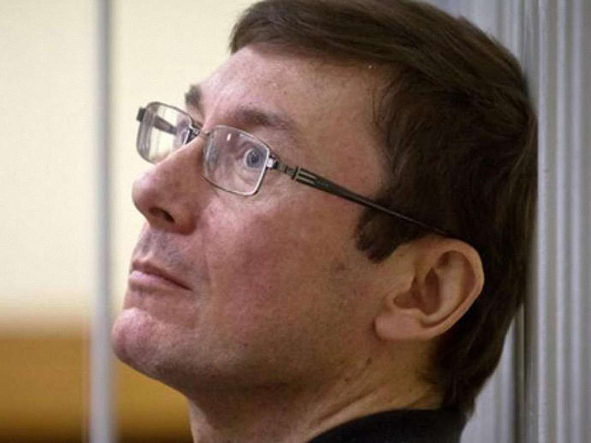 Судове слідство у справі Луценка оголошено закритим