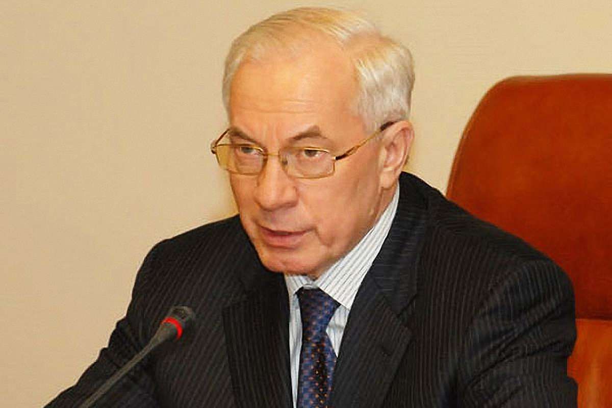 Азаров: Опозиція заважає організувати демократичні вибори 
