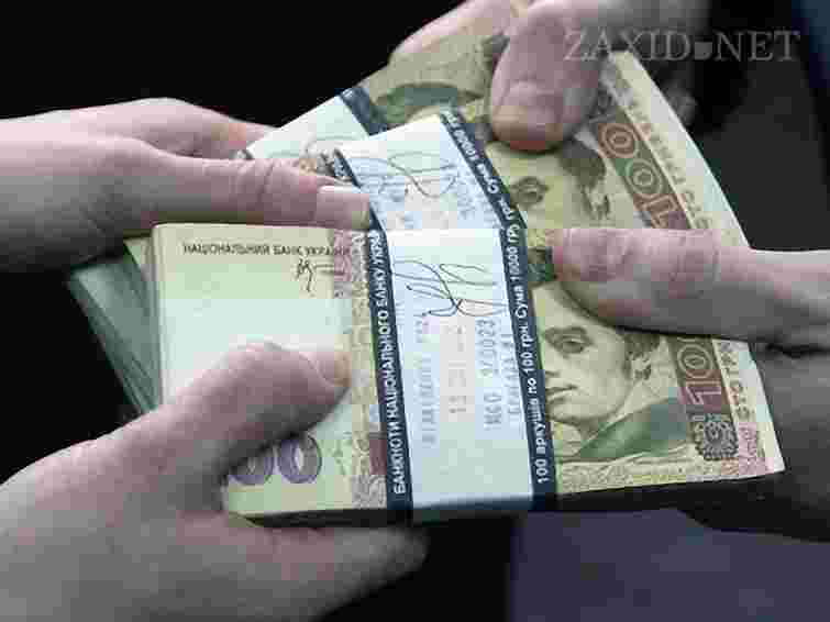 На Прикарпатті директор ТОВ за 4,8 тис. грн обіцяв забезпечити посвідчення водія 