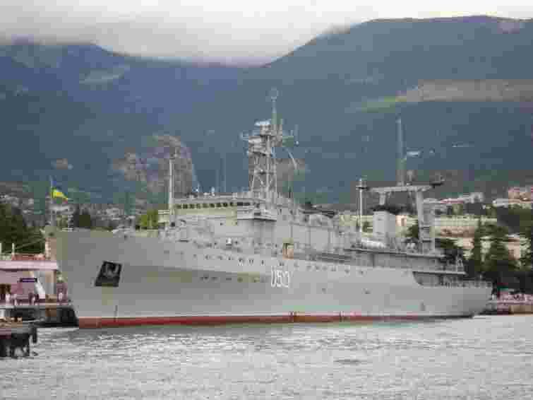 Янукович привітав працівників флоту з професійним святом