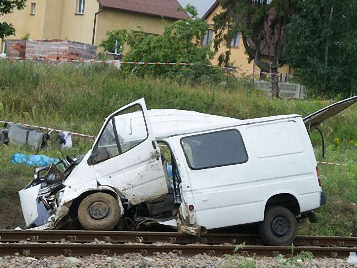 В українки, яка вижила у ДТП в Польщі, тяжкий стабільний стан