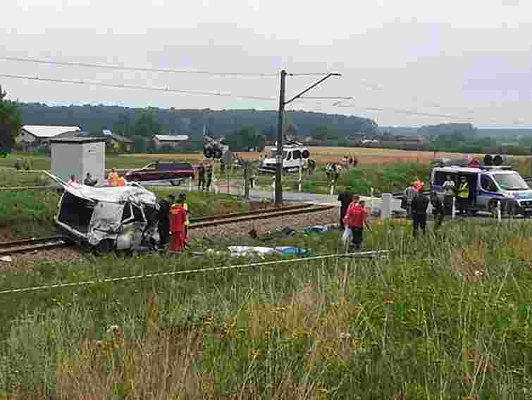Життю українки, яка вижила у ДТП в Польщі, нічого не загрожує