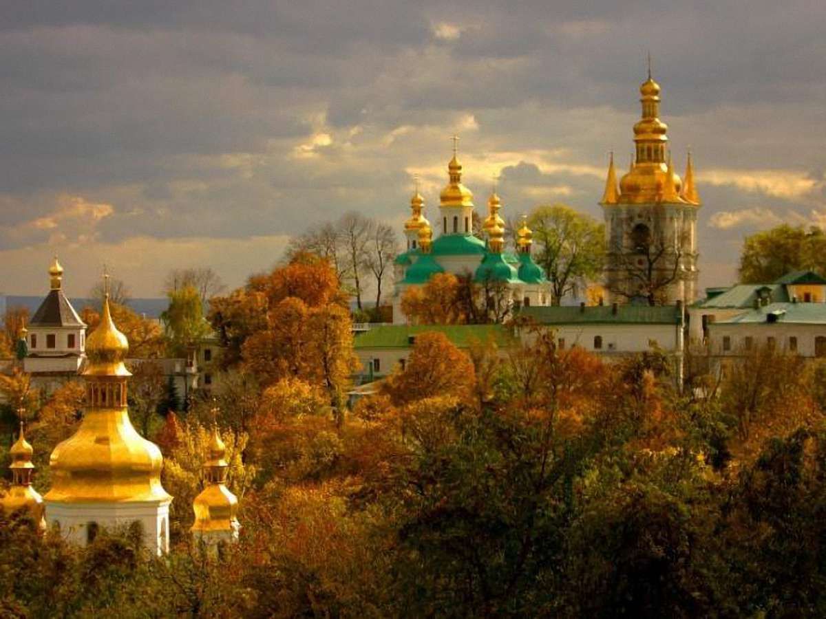 Заступниця директора Лаври каже, що дала хабар для міністра за посаду