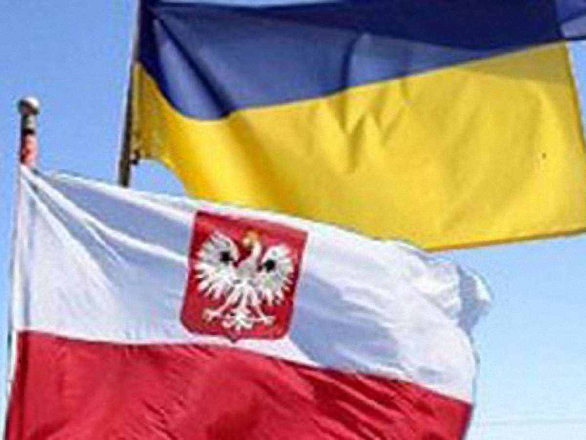Польща подякувала Україні за евакуацію своїх громадян з Сирії