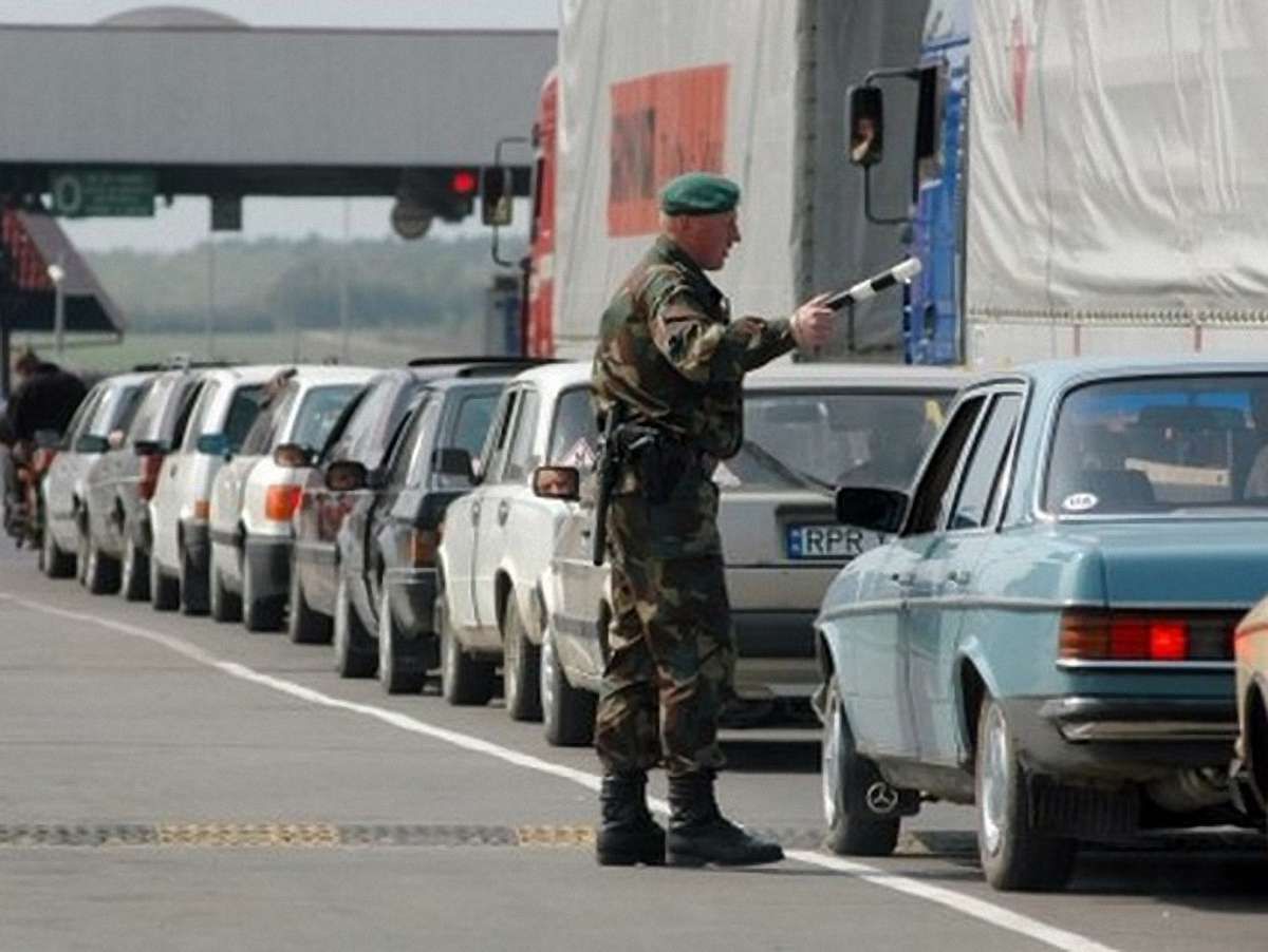 Черга на українсько-білоруському кордоні за добу зросла вдвічі