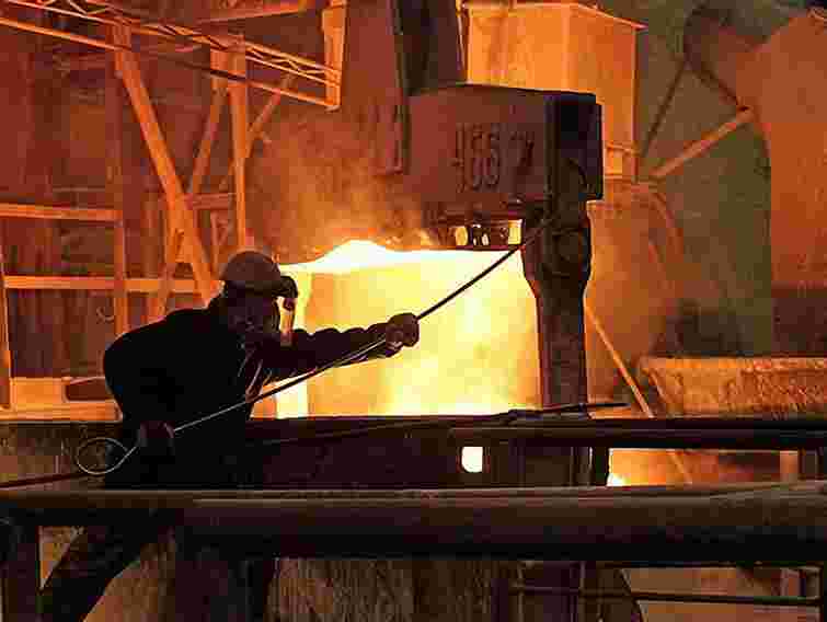 Держава повернулась до феросплавників спиною, - експерт 