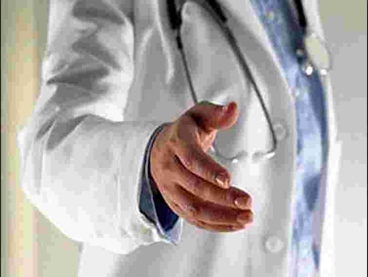 The Economist: У світі бракує лікарів