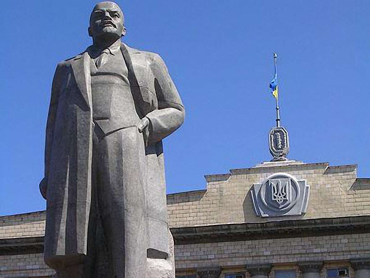 У Черкасах за рішенням суду відновлять пам’ятник Леніну