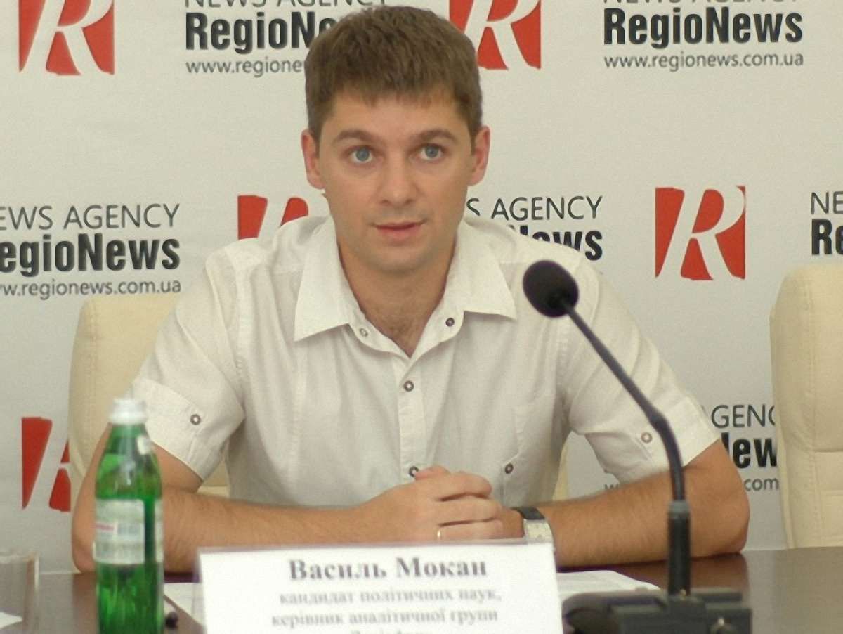Експерт: Чим рейтинговіша партія, тим більше в ній олігархів