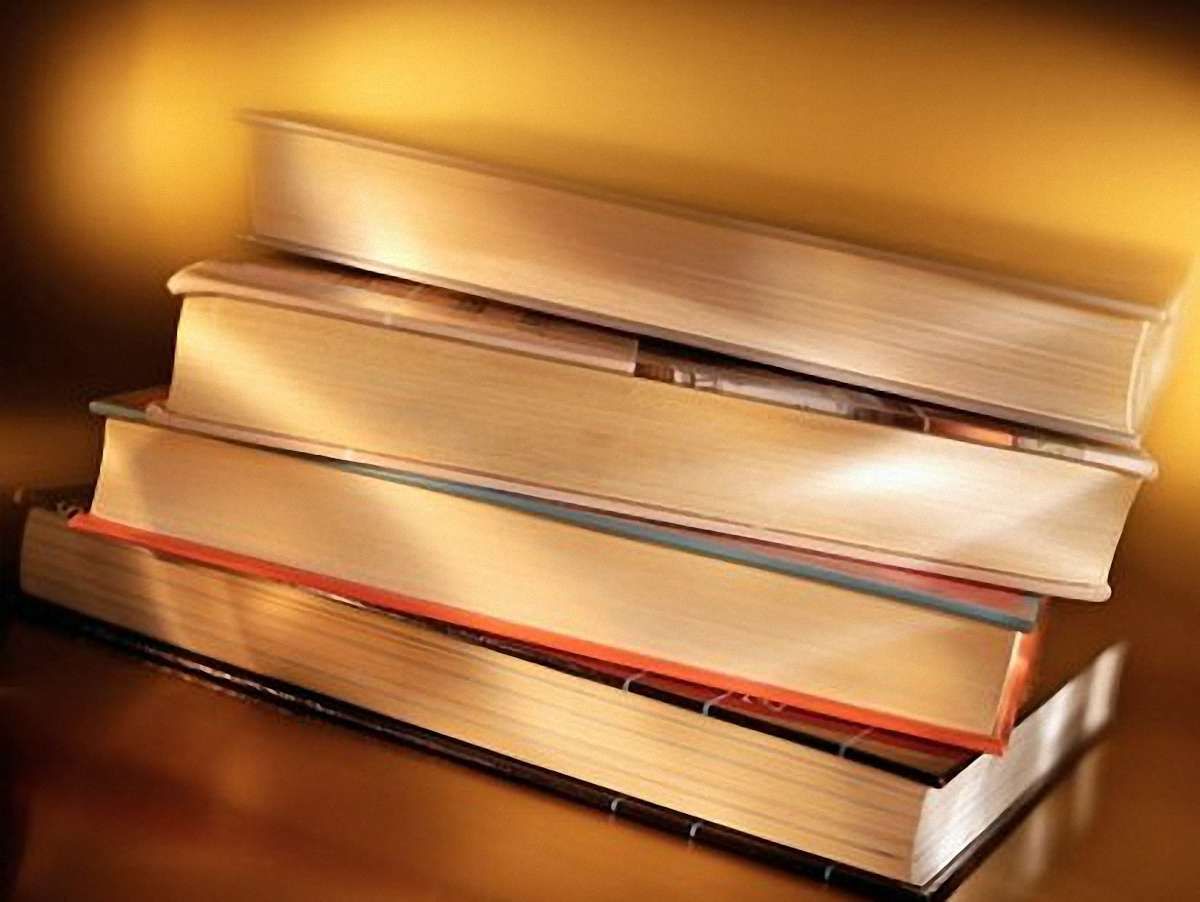 Серед кращих книг літа  - твори Дереша, Бриниха, Бредбері