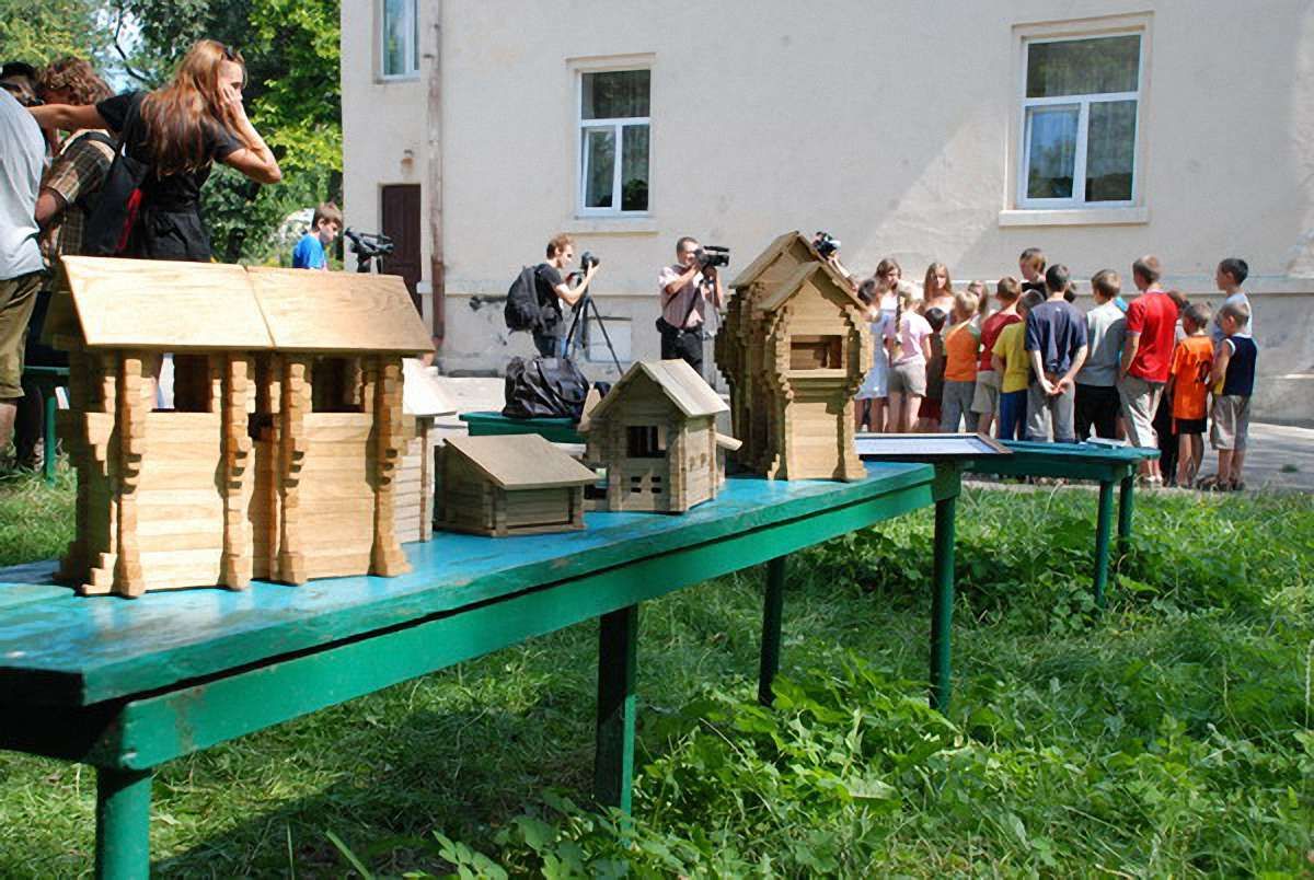У Львові дітям демонстрували екоіграшку-конструктор. Фото 