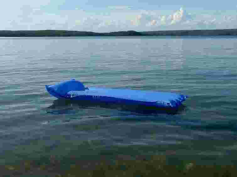 Нелегал з Росії намагався потрапити на надувному матраці в Одесу