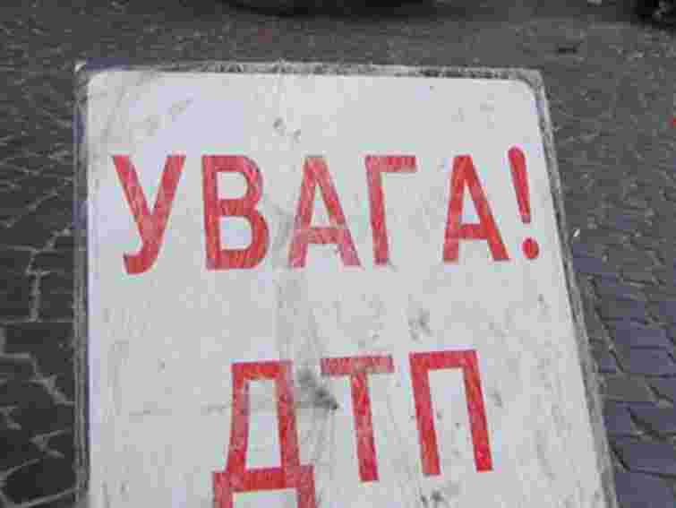 На Прикарпатті суддя на службовому авто скоїв ДТП: є травмовані