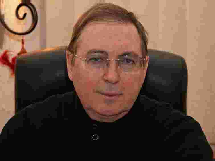 Письменники мали б писати книжки, а не бути політичними суфлерами, - політолог