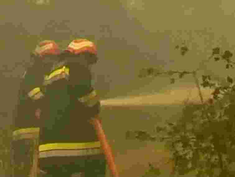 Через пожежі з курортів Хорватії втікають туристи