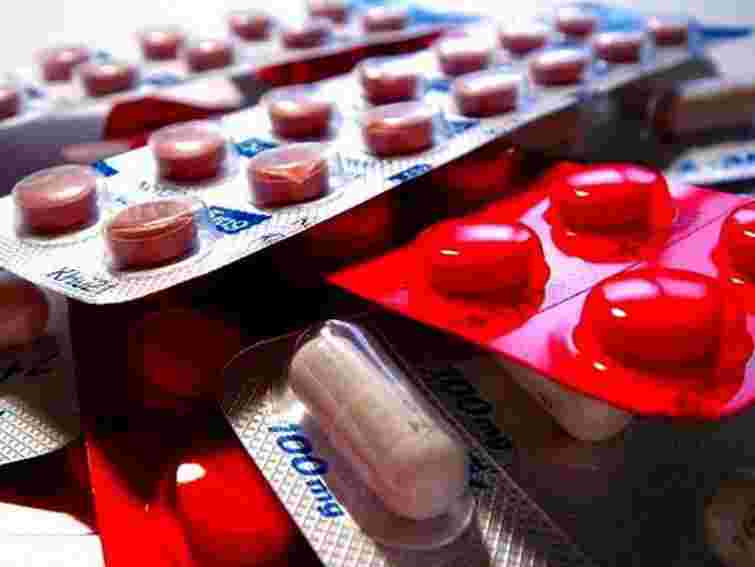 Уряд розширює перелік ліків, ціни на які регулюватиме держава