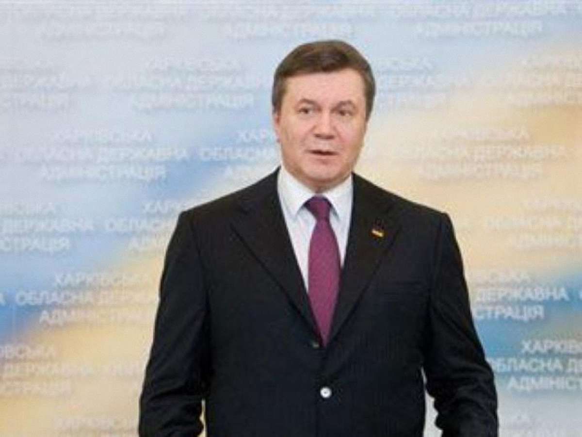 Янукович у Ялті вручив державні нагороди олімпійським чемпіонам
