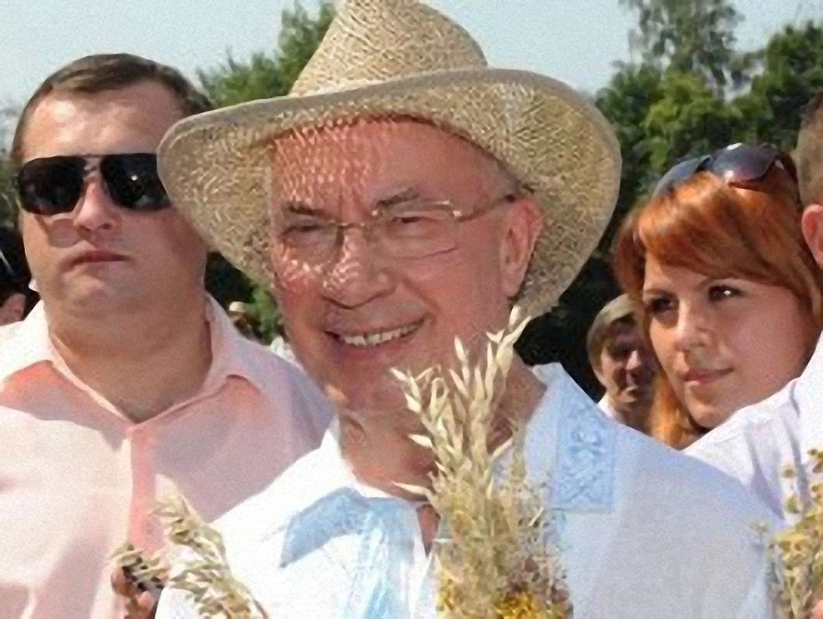Український уряд пригрозив Росії санкціями