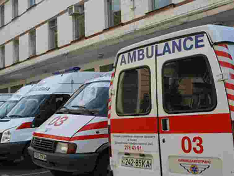 3 дорослих і 5 дітей госпіталізували після ДТП в Криму