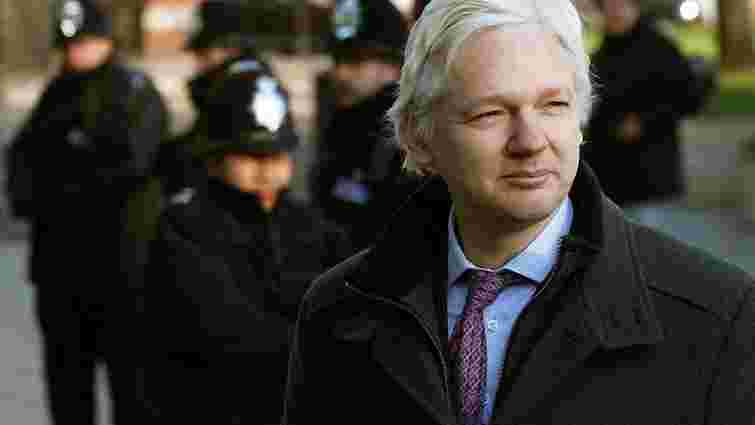 Еквадор надасть притулок засновнику Wikileaks Джуліану Ассанжу