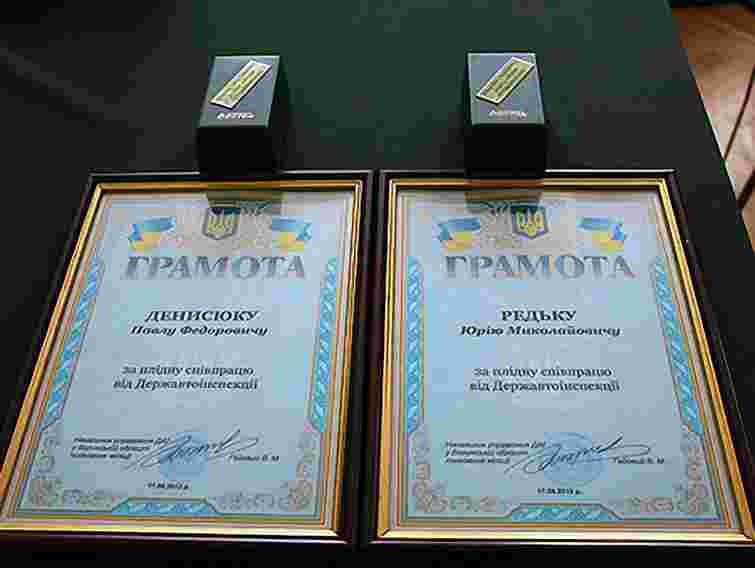 Двох луцьких таксистів відзначили за допомогу ДАІ