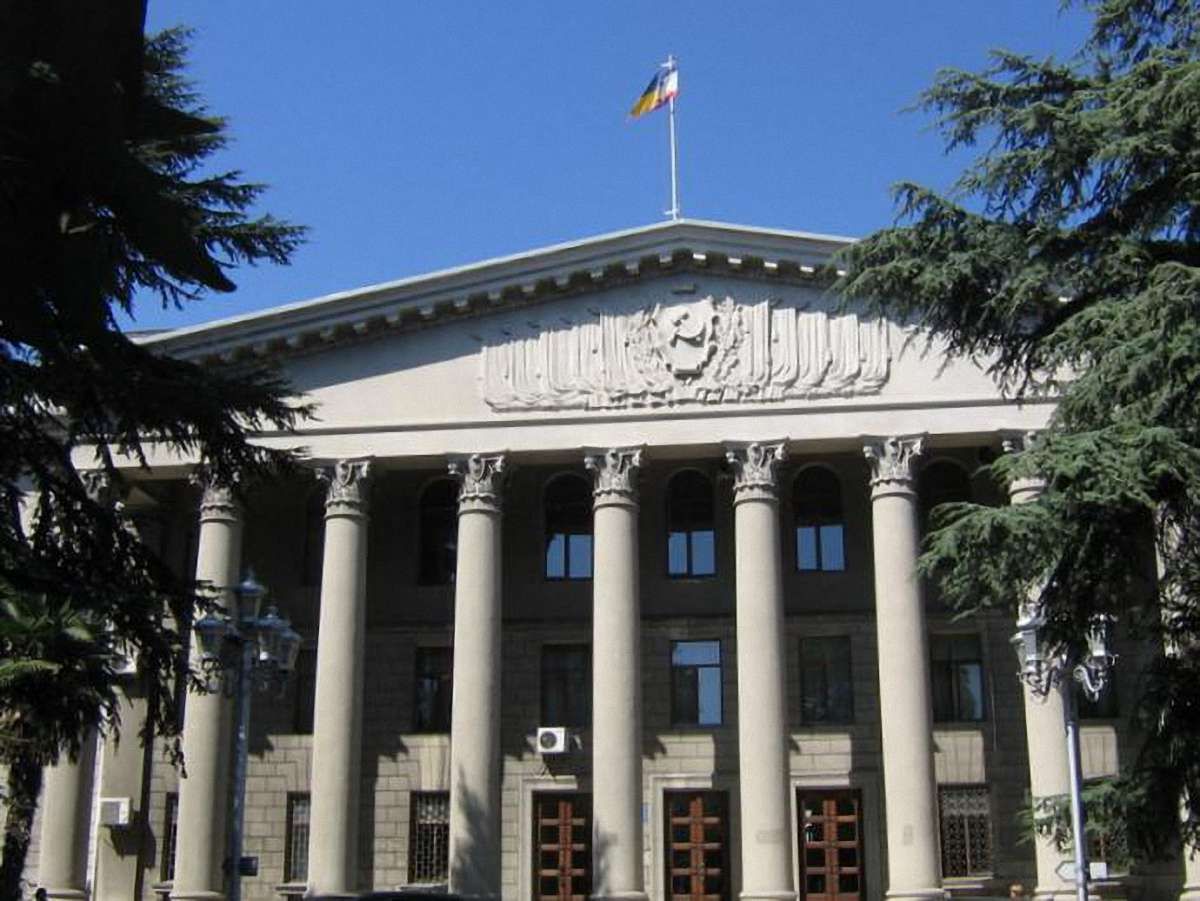 Депутати Ялти також взялися за мовний закон