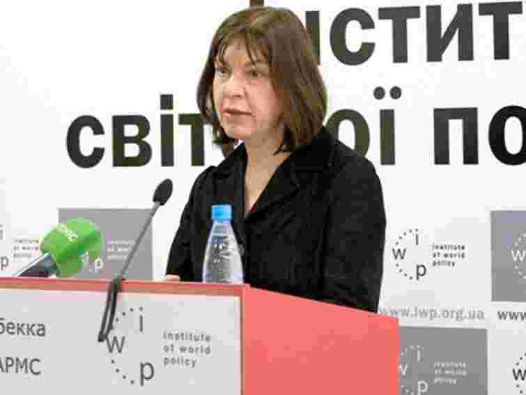 Євродепутат вважає, що треба посилити тиск на українську владу