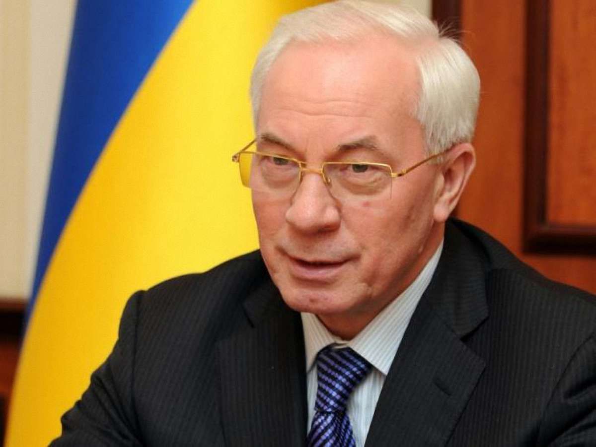 ВВП зріс на 2% проти 2011 року, – Азаров