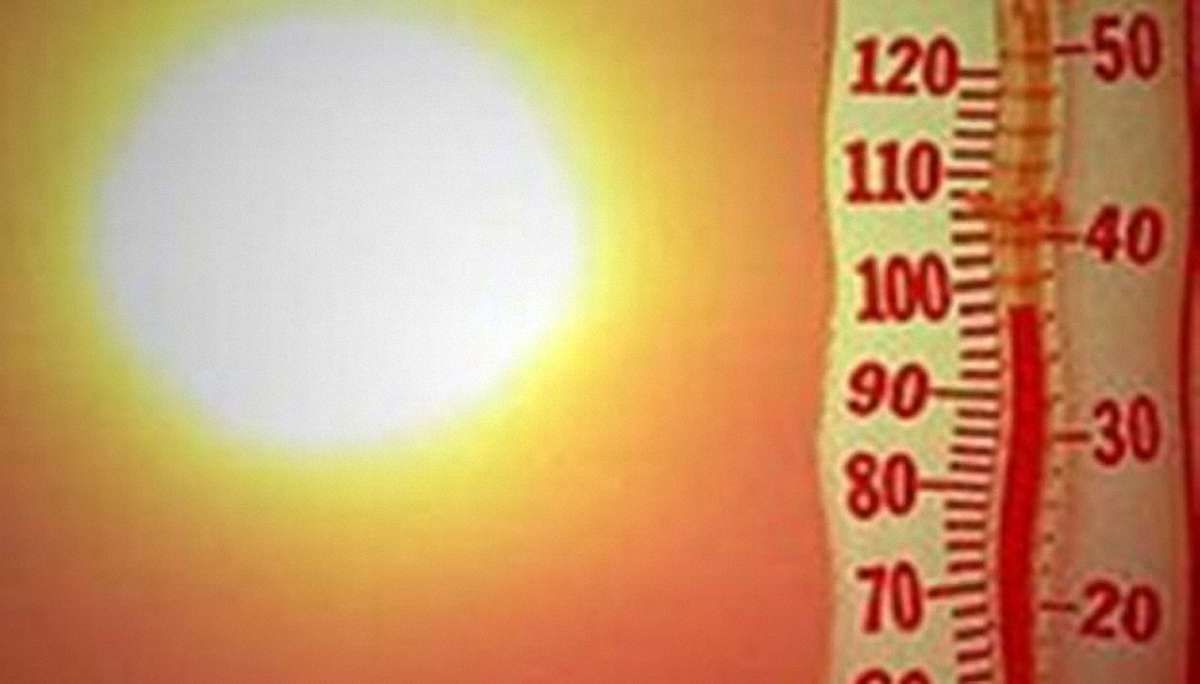 Від сьогодні в Україну знову повертається спека до + 40
