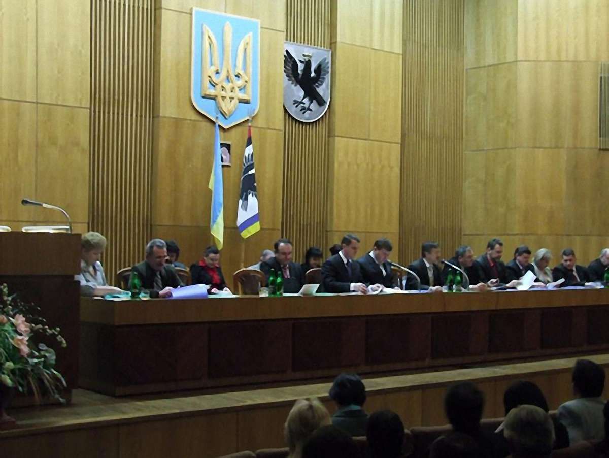 Івано-Франківська облрада виступила проти закону про мовну політику
