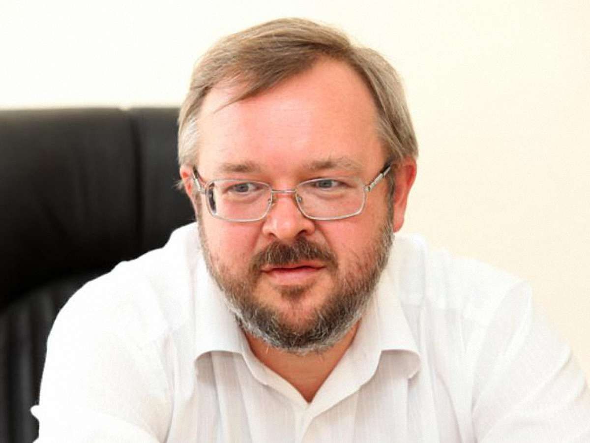 У президента є право обирати мову виступу, – політолог