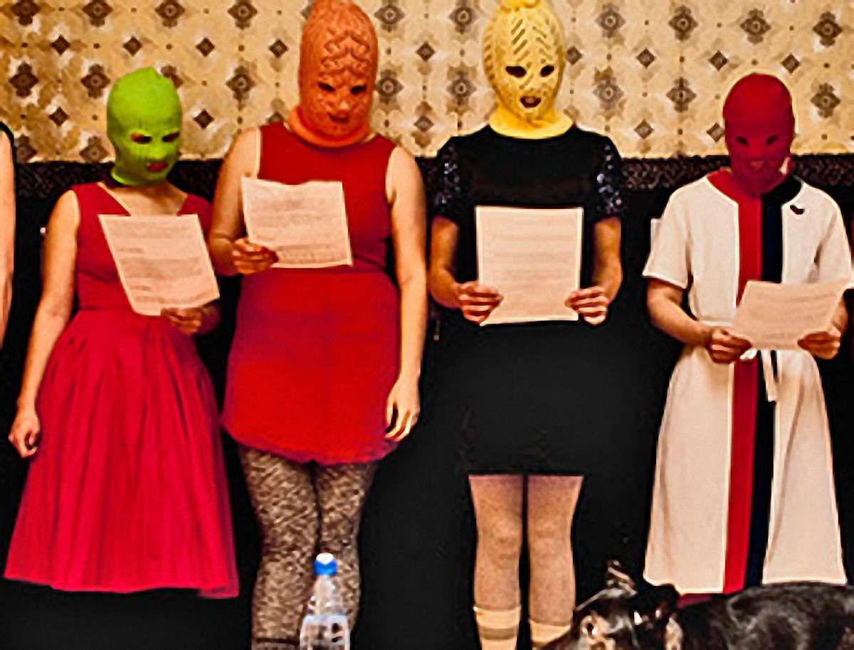 Дві учасниці Pussy Riot покинули Росію