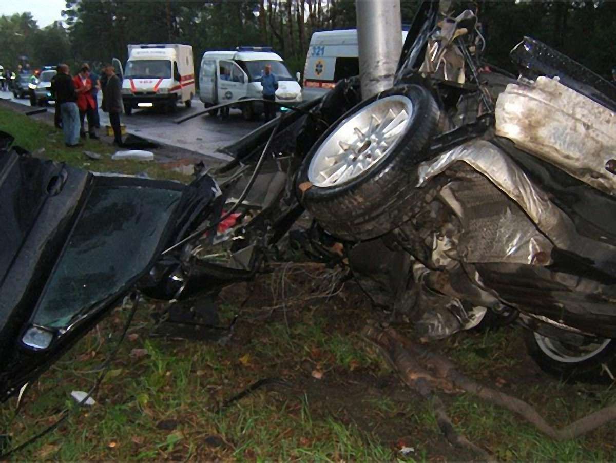 5 людей загинуло в ДТП у Києві