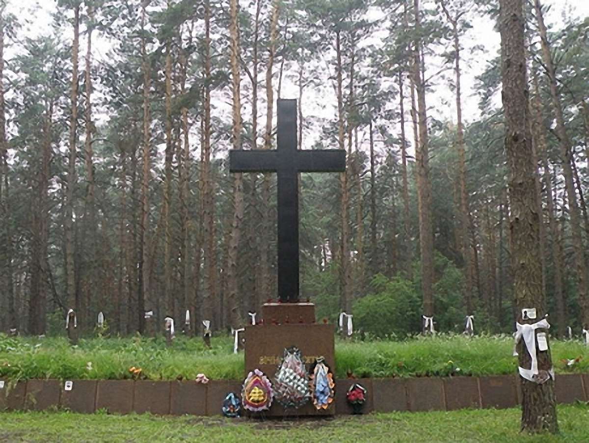 Президенти Польщі та України відкриють цвинтар у Биківні