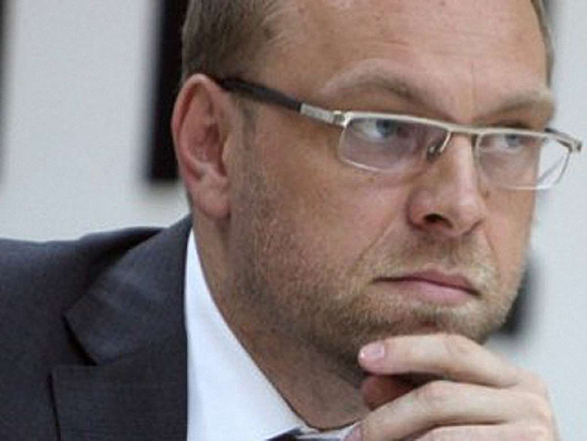 Власенко назвав Януковича «українським канібалом»