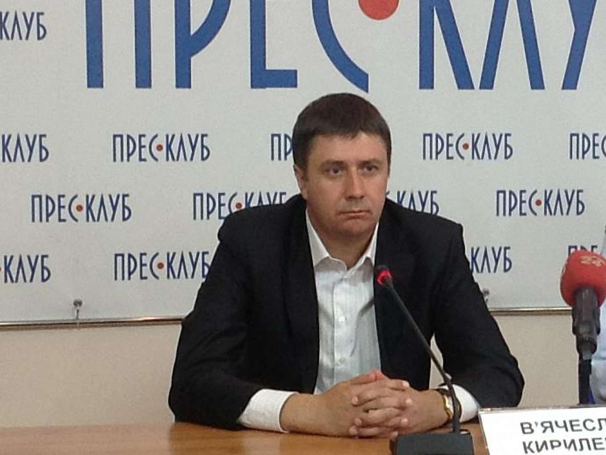 ЦВК керують в телефонному режимі, - Кириленко