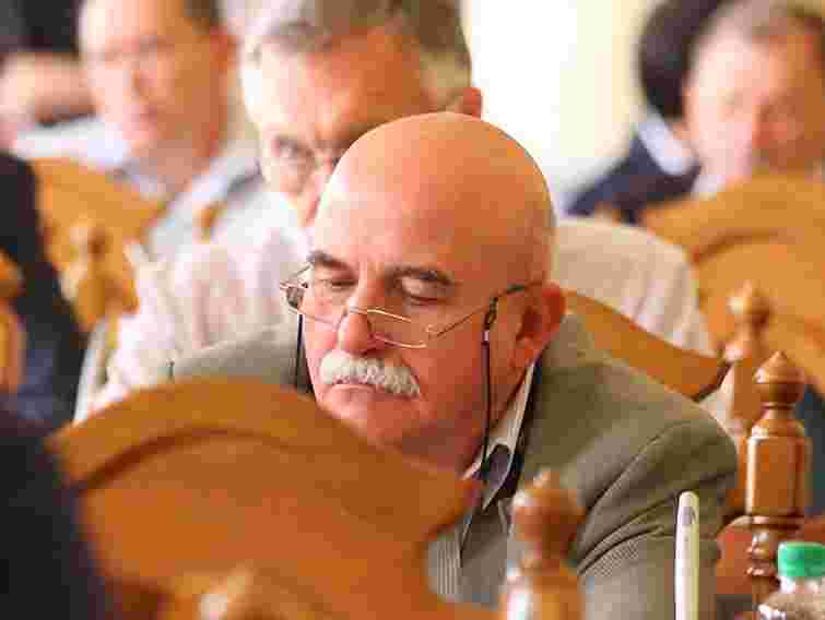 Мер Львова не нам звітує, а громаді, – депутат