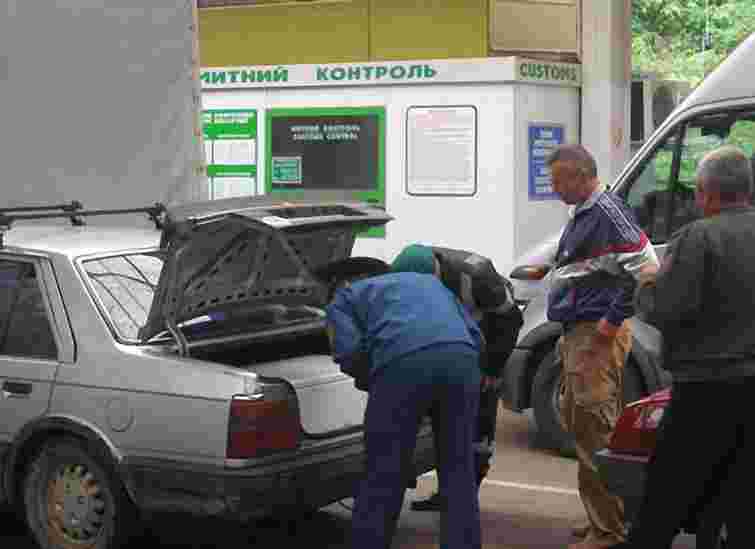 Росіянам стало легше імпортувати товари в Україну