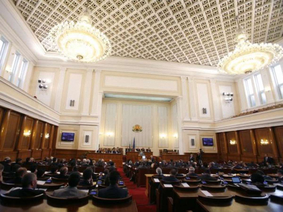 Болгарія відклала вступ до єврозони