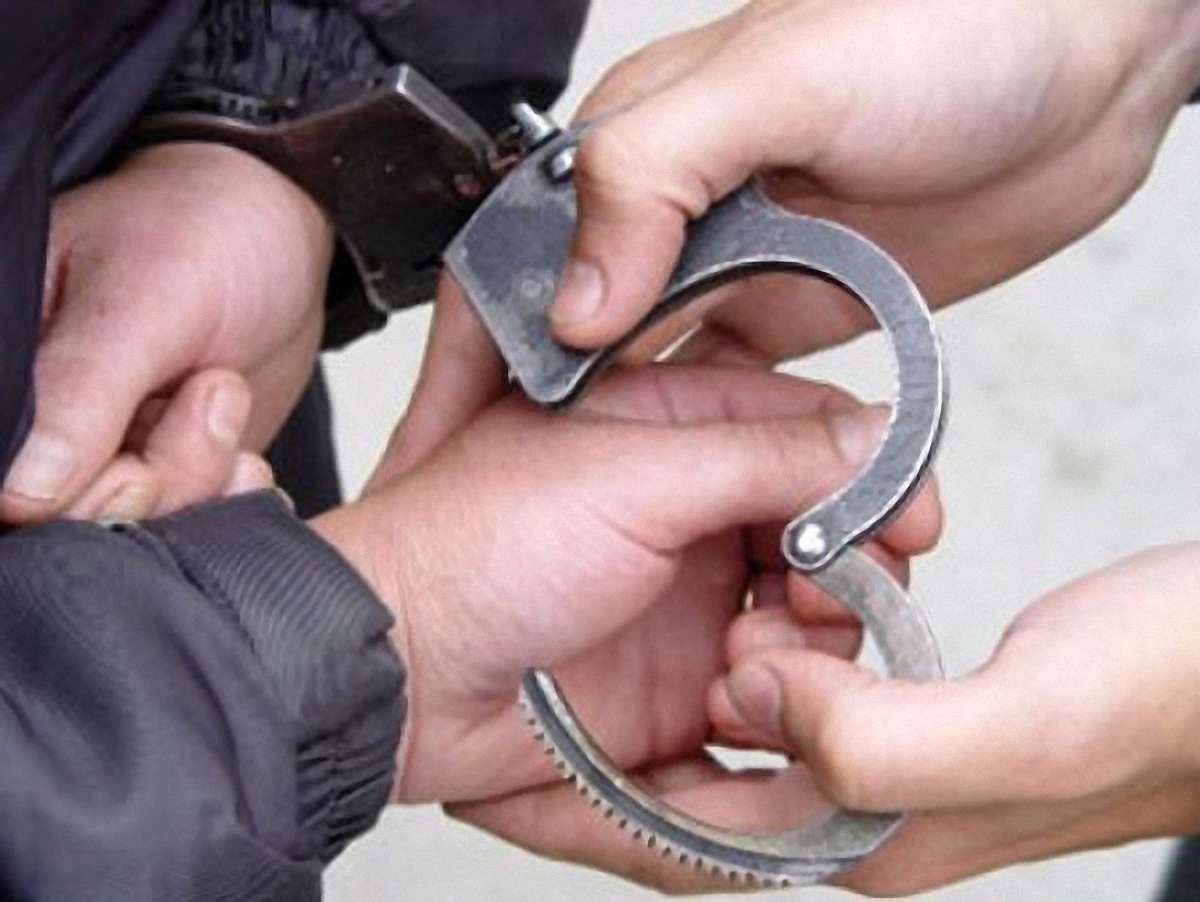 Львів’янин викрав з магазину ноутбук