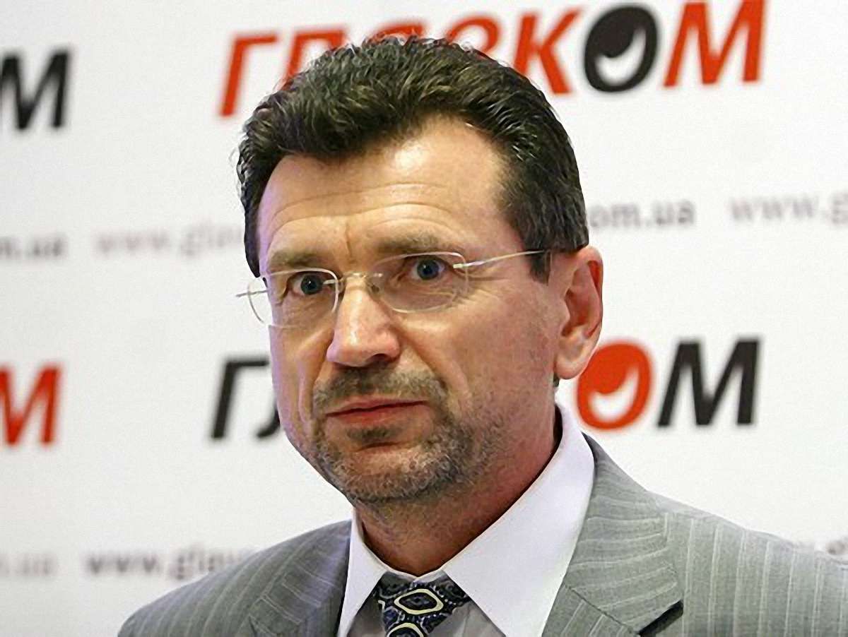 Політизація гривні матиме серйозні наслідки, - банкір