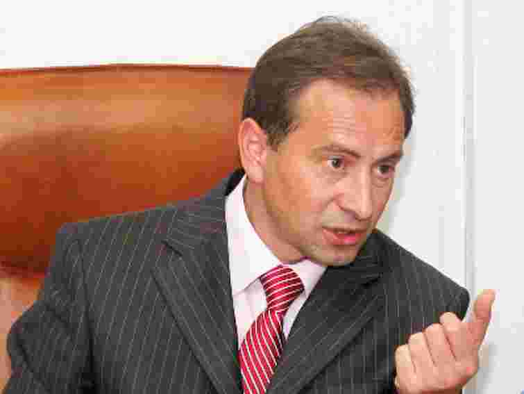 Томенко: Азаров має піти у відпустку і не використовувати адмінресурс