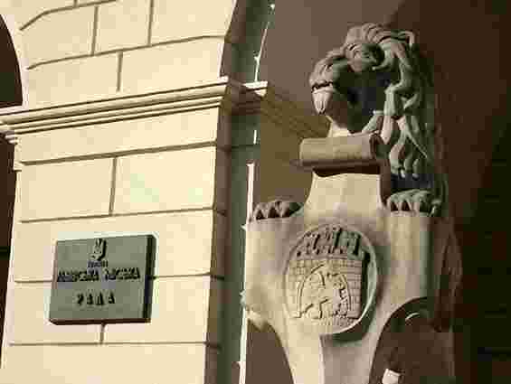 У Львові в зоні ЮНЕСКО будівлю, якій 350 років, передали МВС
