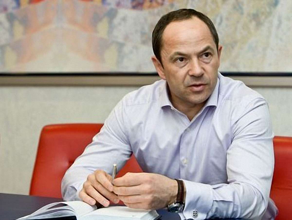 Тігіпко: Заробить той, хто встигне продати валюту
