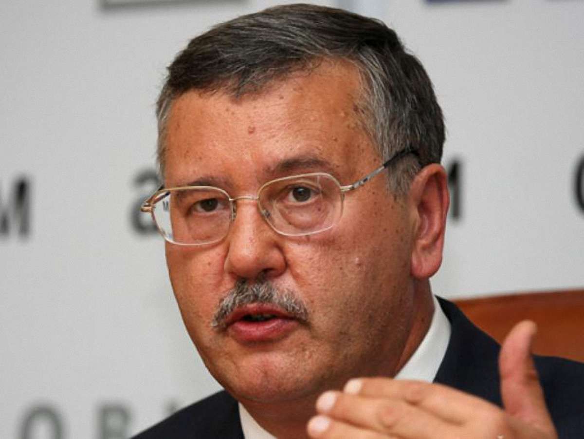 Комуністів часто використовують як бек-вокал, – нардеп